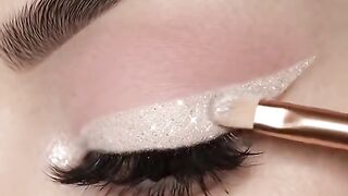 Very Easy Eyes Makeover