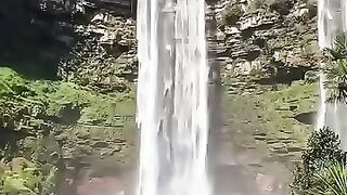 Di antara gemuruh air, aku menemukan damai #saltoparaguassú