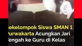 Sejumlah siswa SMAN 1 Purwakarta melakukan tindakan tidak terpuji