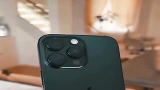 Best Remote Control Selfie Screen for Smartphone Vlogging ????