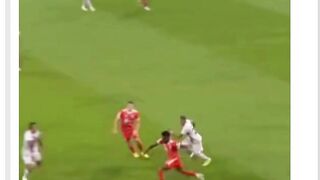 Tim Davies atau Tim Mbappe nih? ????
