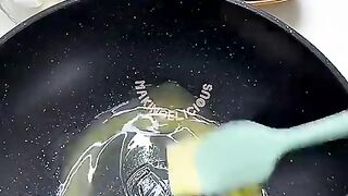 ​Warning- This Oreo Nougat is Addictive! ???? #ASMRFood #OreoBars #Dessert #MarshmallowNougat.mp4