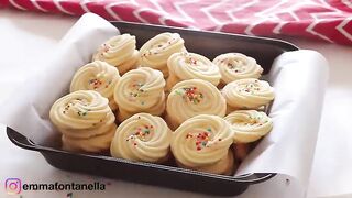 4-Ingredient Italian CHRISTMAS COOKIES - Easy Butter Cookies Recipe.mp4