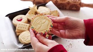 3 Ingredient SHORTBREAD Cookies - Easiest No-Spread Christmas Cookies.mp4