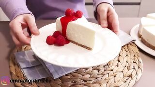 5 Ingredient CHEESECAKE RECIPE - The Easiest NO-BAKE Cheesecake.mp4