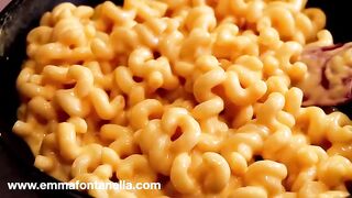 Easy One-Pot Creamy MAC AND CHEESE RECIPE - NO Roux - NO Bechamel.mp4