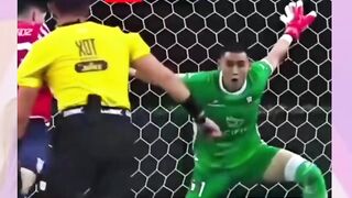 5 Momen gaya  Kiper Kelas Dunia????⚽️ ????????