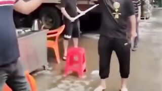 Jepang mengembangkan teknologi ubin 6