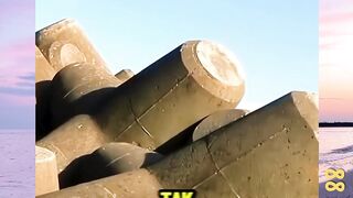 Memecah Gelombang Laut dengan Alat Tetrapod! versi bola88