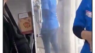 Wanita Diduga Mencuri di Minimarket, Bukannya Minta Maaf Malah Melawan