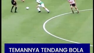 ???????? Kiper itu benar-benar hanya punya satu pilihan