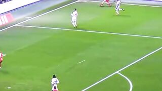 Victor Osimhen The perfect striker