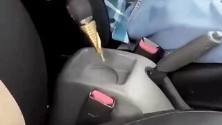 Gak Perlu Nahan Lagi! Begini Cara Sulap Mobil Kamu Jadi Punya Toilet Pribadi! ????✨????️
