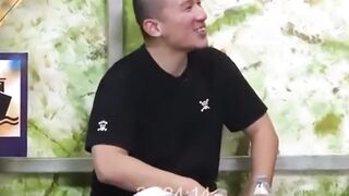 GADUNGAMING | Keunikan Istri yang Jaga Aurat Sampai Masuk Sawah, Bikin Terharu!