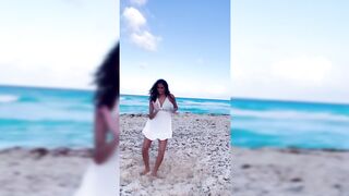 Indian Girl Neelam Shaikh Dance 4