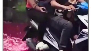 Sungai Bengawan Solo berubah menjadi merah. Mengapa?