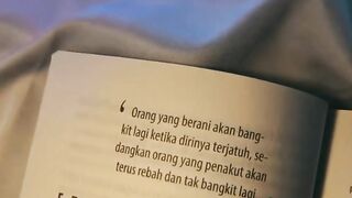 orang yang berani akan bangkit lagi ketika dirinya terjatuh