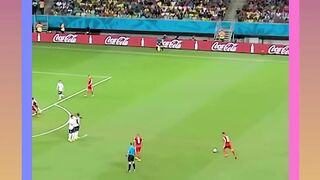 Tendangan Bebas Blerim Džemaili (Swiss vs Prancis)