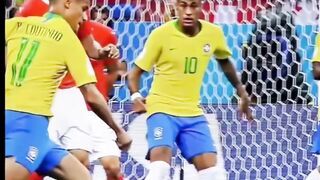 Philippe Coutinho mencetak gol menakjubkan untuk Brasil