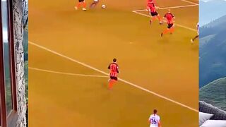 Sterling di tekel “hantu” ????⚽️
