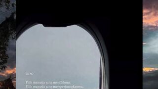 Di antara milyaran manusia
