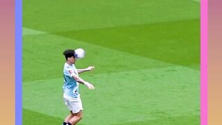 Manchester City player incredible solo run and dribbling skills vs opponents