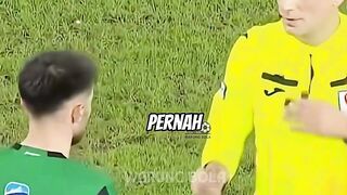 3 Aturan dan teknologi paling aneh dari fifa!???? 3