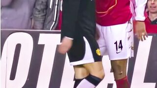 momen ronaldo bungkam arsenal tahun 2005