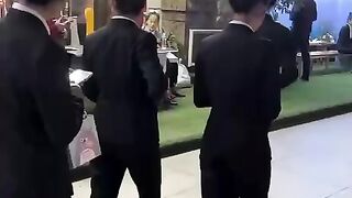 缅甸腾龙赌场开户游戏注册官网： tl6615.com