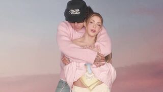 Shakira _ Beéle - ALGO TÚ (Official Video)(720P_HD).mp4