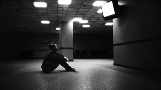 bbno_ - why am i like this (official music video)(720P_HD).mp4