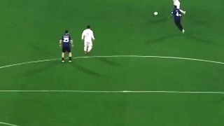 The pass from Vinicius Jr ????‍????