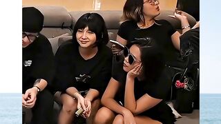 Karena si fakof ini, member ampe diskusi di belakang dulu