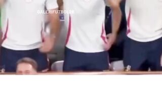 Keindahan tim nasional sepak bola Spanyol selalu terletak pada perpaduan sempurna antara persaingan yang berubah menjadi persatuan 2