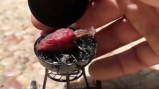 World smallest tomahawk steak CREDIT barbeeq4u