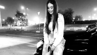под луной,ты со мной гуляла