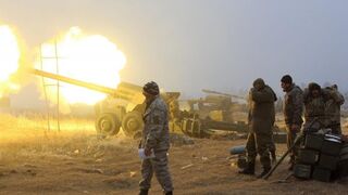 Только что. ВСУ бьют по позициям ДНР фосфорными боеприпасами