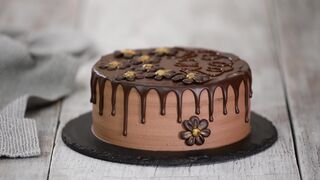 Торт «Чернослив в шоколаде»
