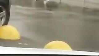 Таксист и наркоман))