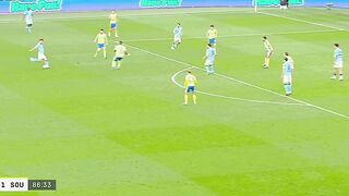 Skor lagi panas, tekanan lagi tinggi—dan Nico González muncul dengan satu momen gila.