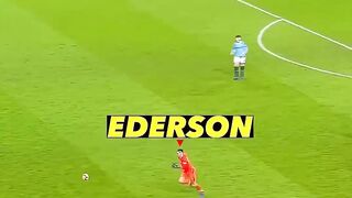 ketika Kiper jadi Midfielder..