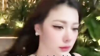 Sini sama tante