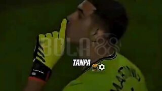 Satu kiper yang memaksa fifa mengubah aturan! 2