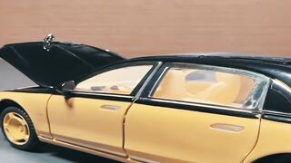 Luxury Mercedes-Class S680 Miniature with One-Touch Remote Key Functions