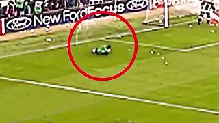 Materazzi dan Rui Costa