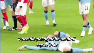 4 Pemain Sepak Bola Dengan Kepribadian Paling Unik (Bodo Amat!)