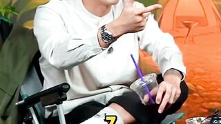 Prinsip Tegas dr.  @TirtaPengPengPeng  Berhasil Bikin Orang Tua Keliling Dunia | Bahas Aja