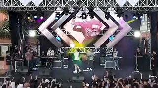 BUKIT BERBUNGA • Yeni Inka - Yi Productions - Live Ojing