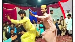 Tarian apalagi ini