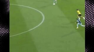 Apakah dia Lionel Messi ?